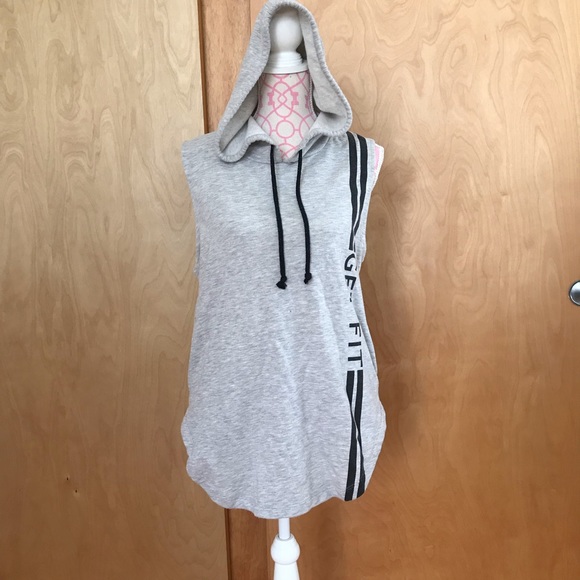 Tops - Sleeveless Workout Sweatshirt with Hoodie Tops - Sleeveless Workout Sweatshirt with Hoodie